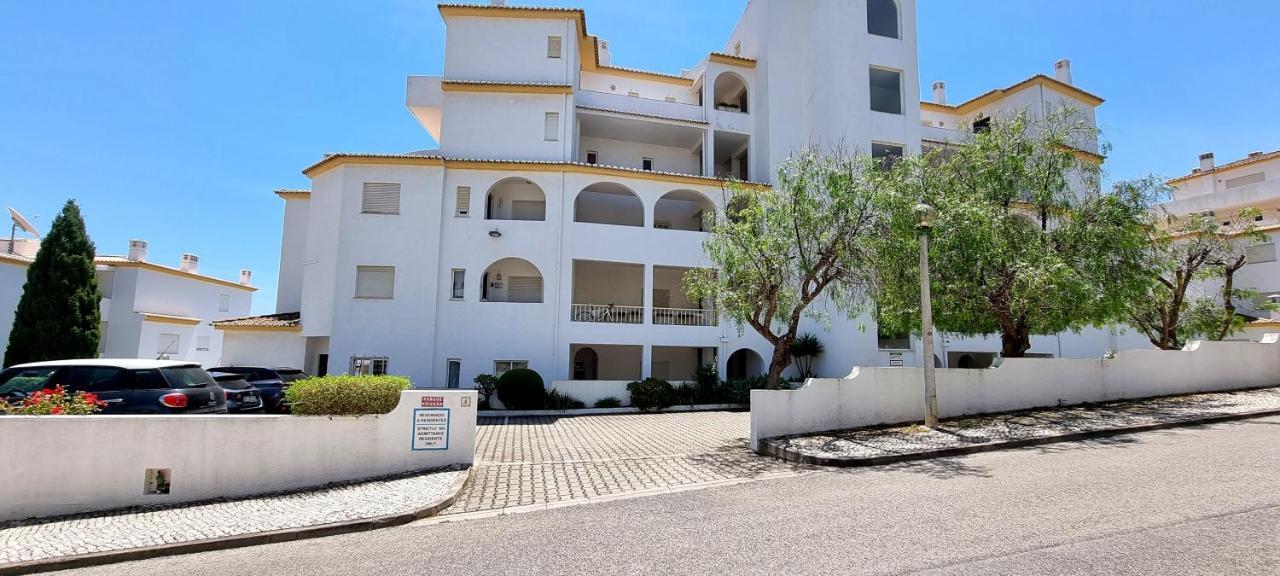 Modern Apartment ✬Waterside Gardens Praia Da Luz Экстерьер фото